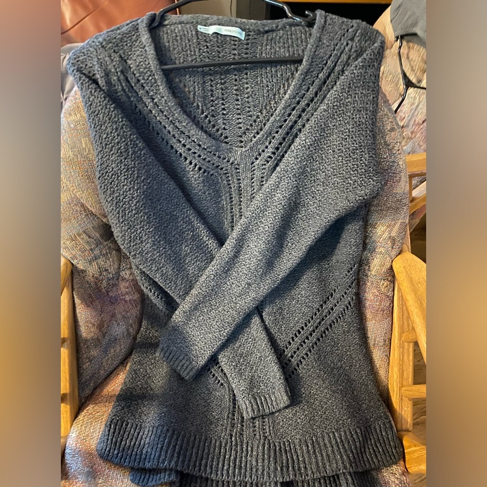 Size: Medium; Brand: Maurice’s; Style: Sweater